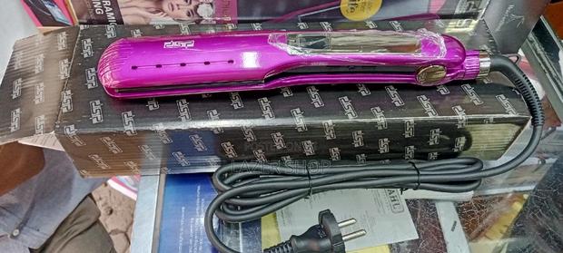 Hair Straightener - thumbnail 3