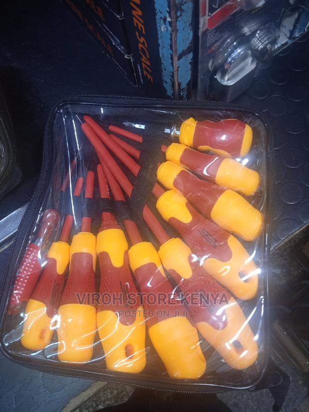 10pcs Screwdriver Set Mixture of Stars and Flat Drivers - thumbnail 3
