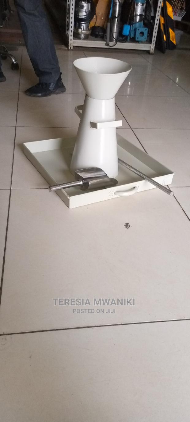 Slump Cone Test Apparatus