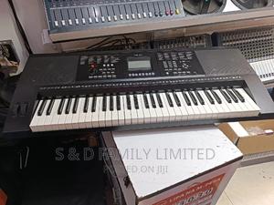 61 Key PSR-493 Keyboard - thumbnail 2