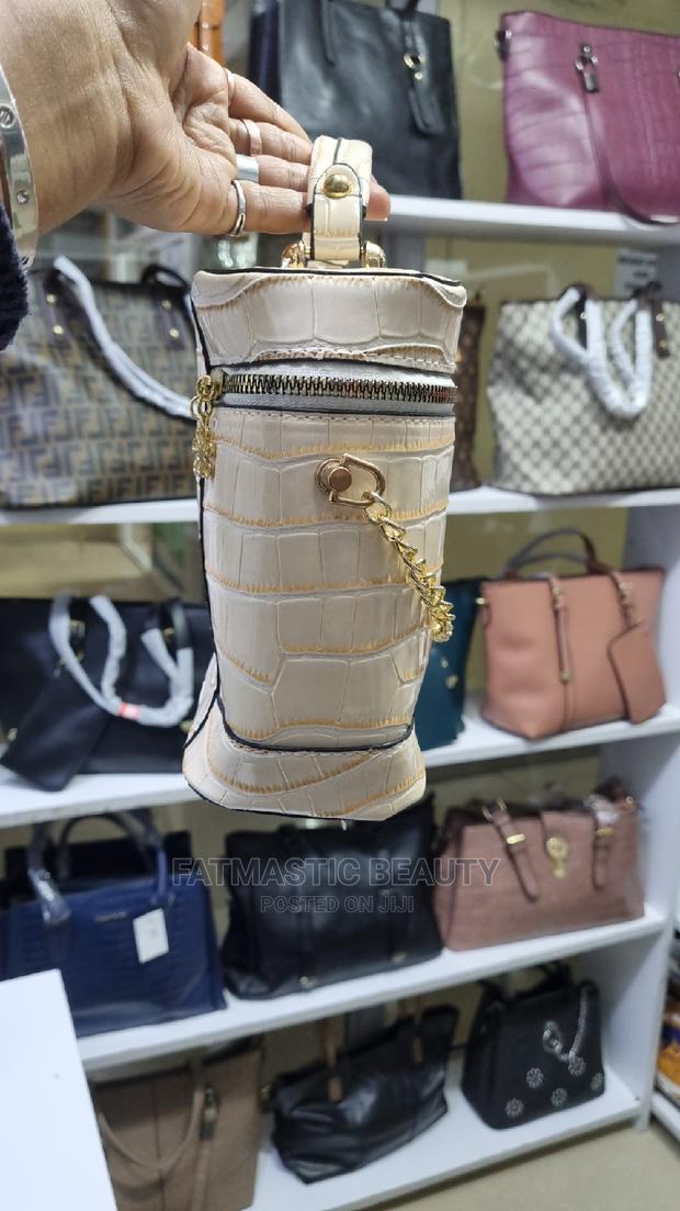 Classy Shoulder Bag - thumbnail 2