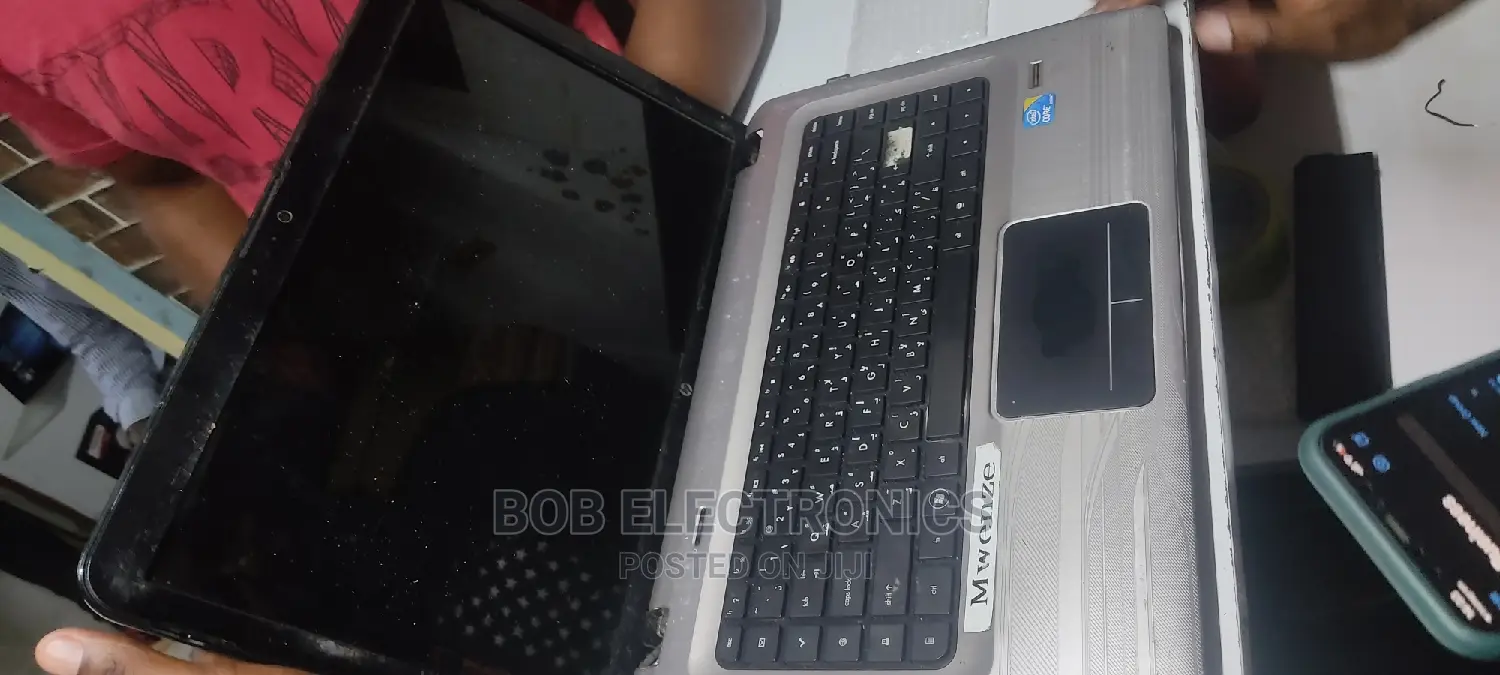 Laptop Dell Inspiron 14 4GB Intel Celeron HDD 320GB