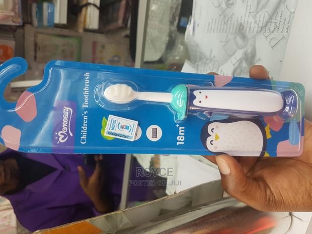 Children's Toothbrush - thumbnail 3