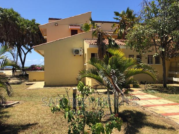 6bdrm Maisonette in Nyali for Rent - thumbnail 20