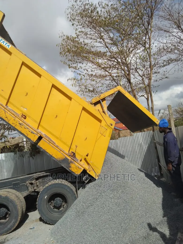 Chippings Ballast For Cabros Installation