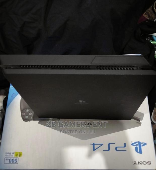 Ps4 Slim Used Ex Uk - thumbnail 2