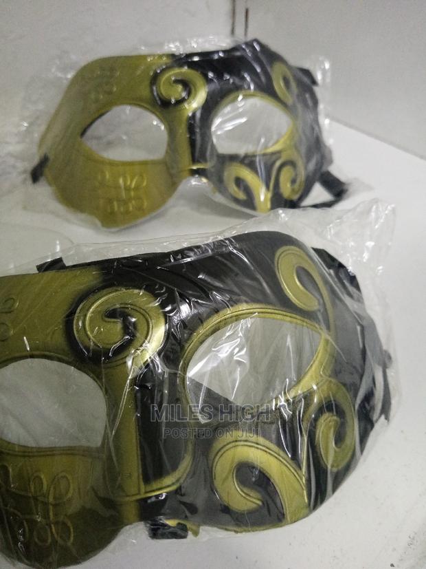 Halloween Masquerade Mask - thumbnail 3