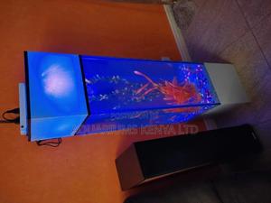 Tower Fish Aquarium - thumbnail 2