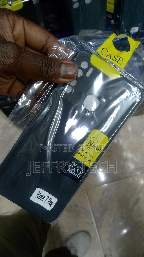 Silicone Case for Infinix Note 7 Lite / Infinix Hot 9 - Blac - thumbnail 3