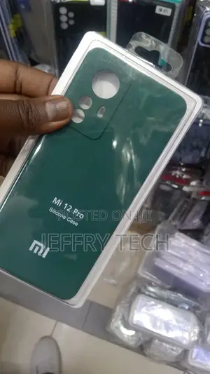 Square Liquid Silicone Case Covers for Xiaomi Mi 12 Pro