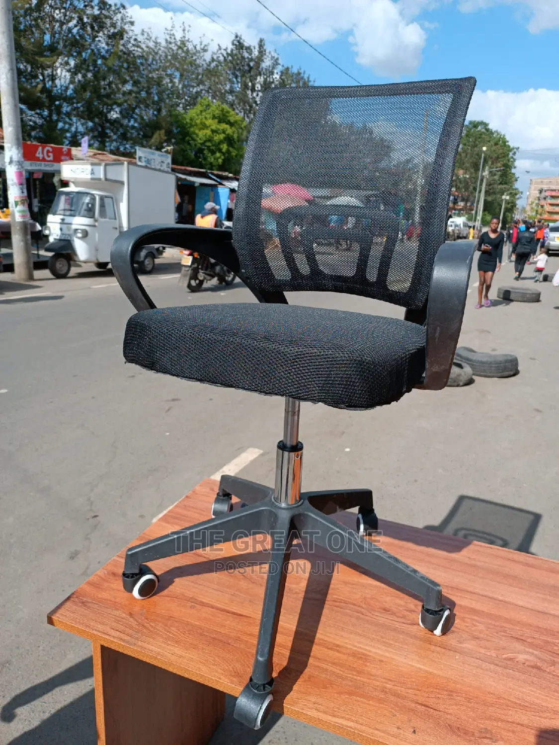 Office Chair/Desk