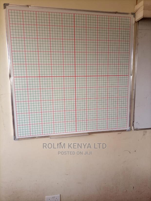 Gridboard 120cmx120cm [4ftx4ft] Imported Graphboard - main view