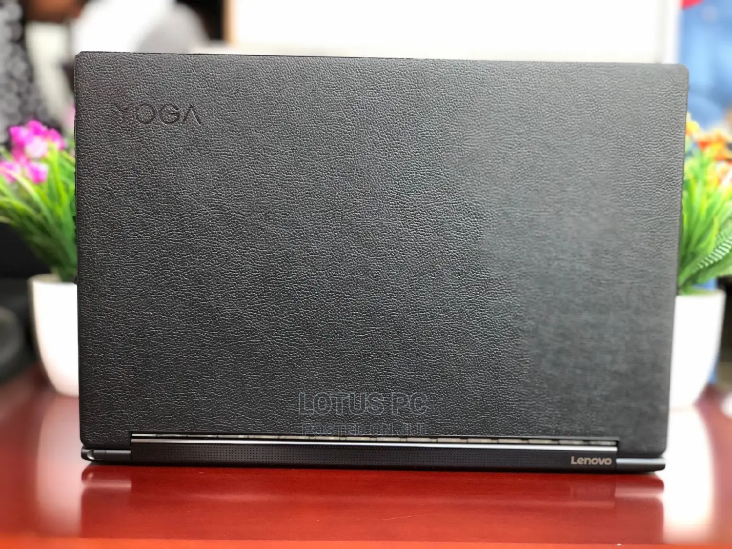 New Laptop Lenovo Yoga 910 8GB Intel Core I7 SSD 512GB
