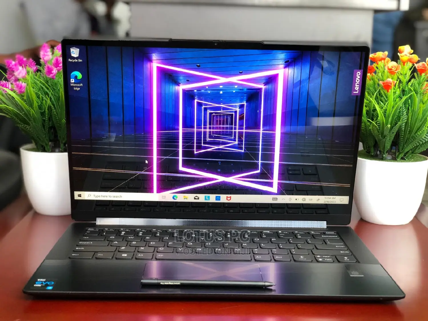 New Laptop Lenovo Yoga 910 8GB Intel Core I7 SSD 512GB