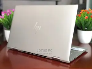 New Laptop HP Pavilion X360 15t 8GB Intel Core I5 SSD 256GB