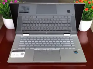 New Laptop HP Pavilion X360 15t 8GB Intel Core I5 SSD 256GB