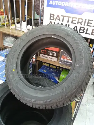 265/60r18 Bridgestone a/T