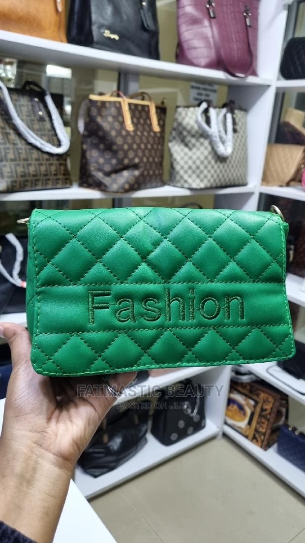 Pretty Shoulder Bag - main view