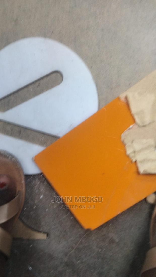 Coloured Perspex Sheet/ Acrylic Sheet - thumbnail 3