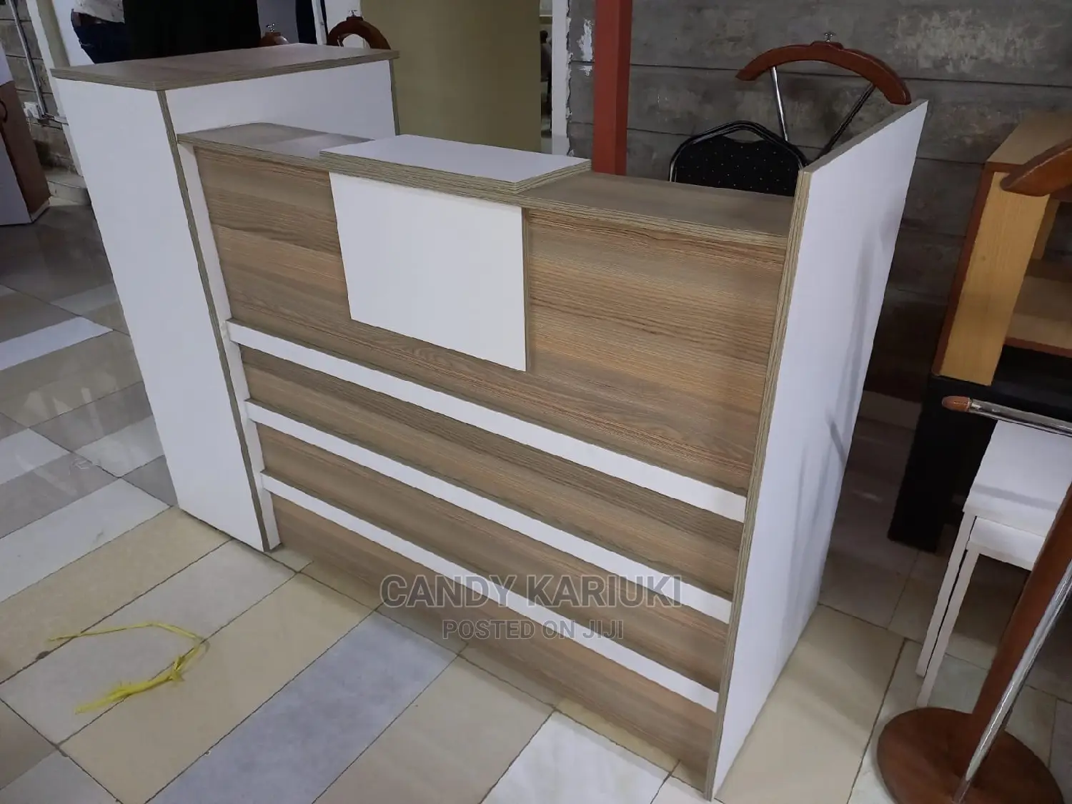 1.4m Reception Desk