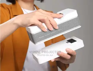 Ultra Short Throw Projector FULL HD , BATTERY OPTION