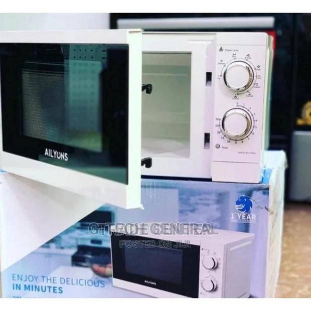 Syinix Microwave!20l Manual Control 700w Microwave - main view