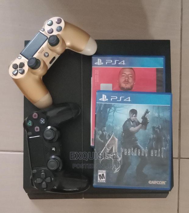 Playstation 4 Slim (Storage 500GB) 1 Free Game and 1 Pad