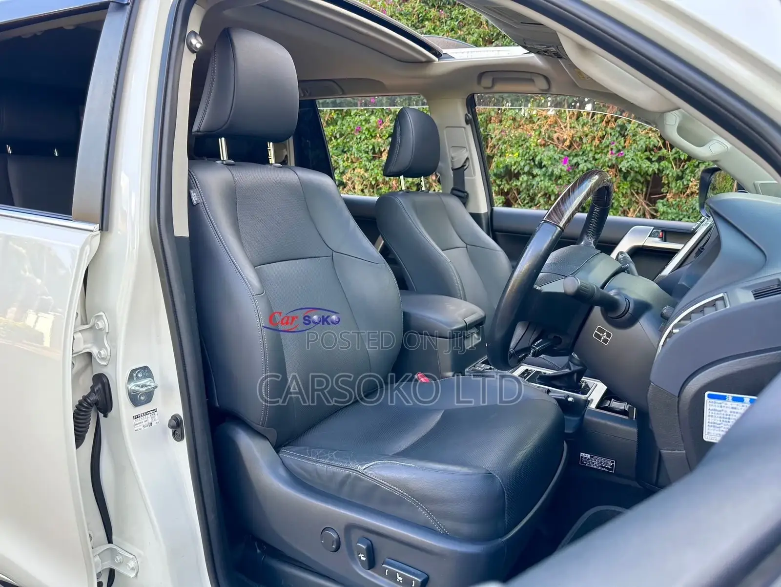 Toyota Land Cruiser Prado 2.8 2017 White