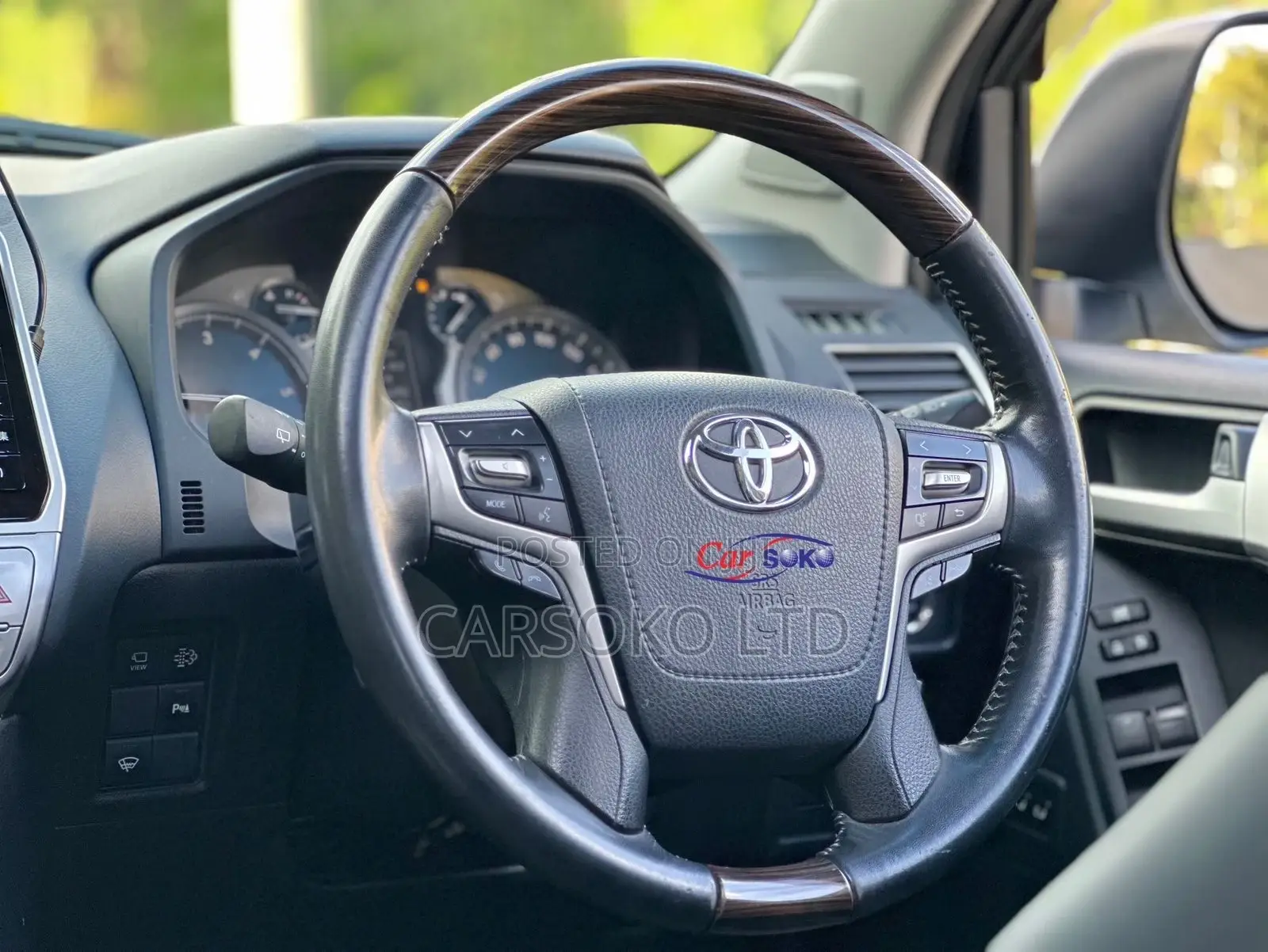 Toyota Land Cruiser Prado 2.8 2017 White