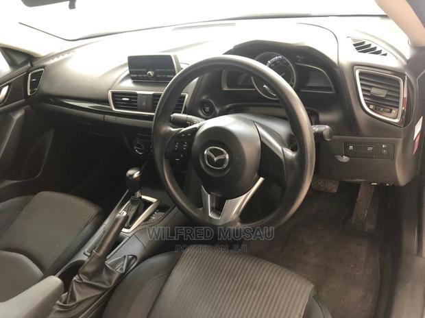 Mazda Axela SV Premium 2014 White - thumbnail 6