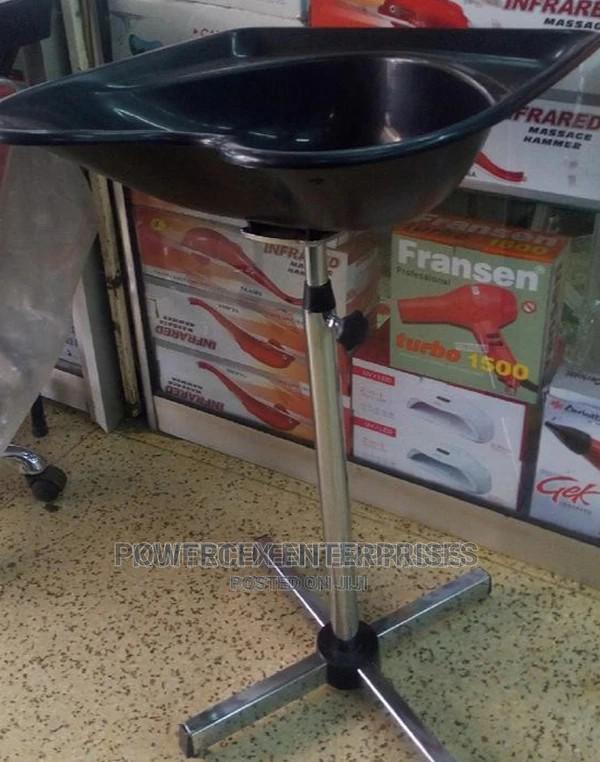 Salon Sink - main view