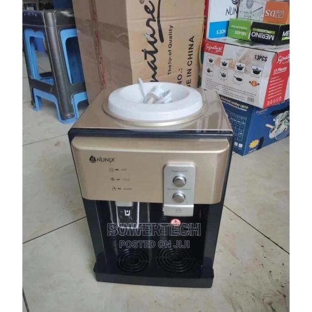 Nunix Hot and Normal Table Top Dispenser
