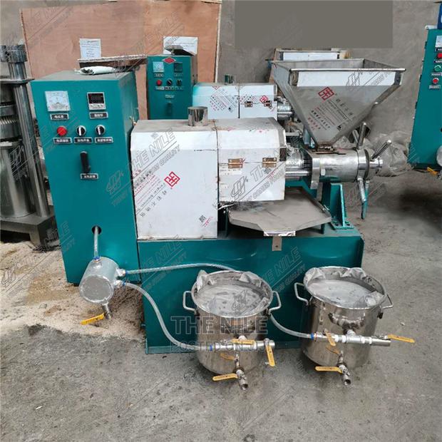 Rapeseed Peanut Sunflower Seeds Working Oil Press - main view