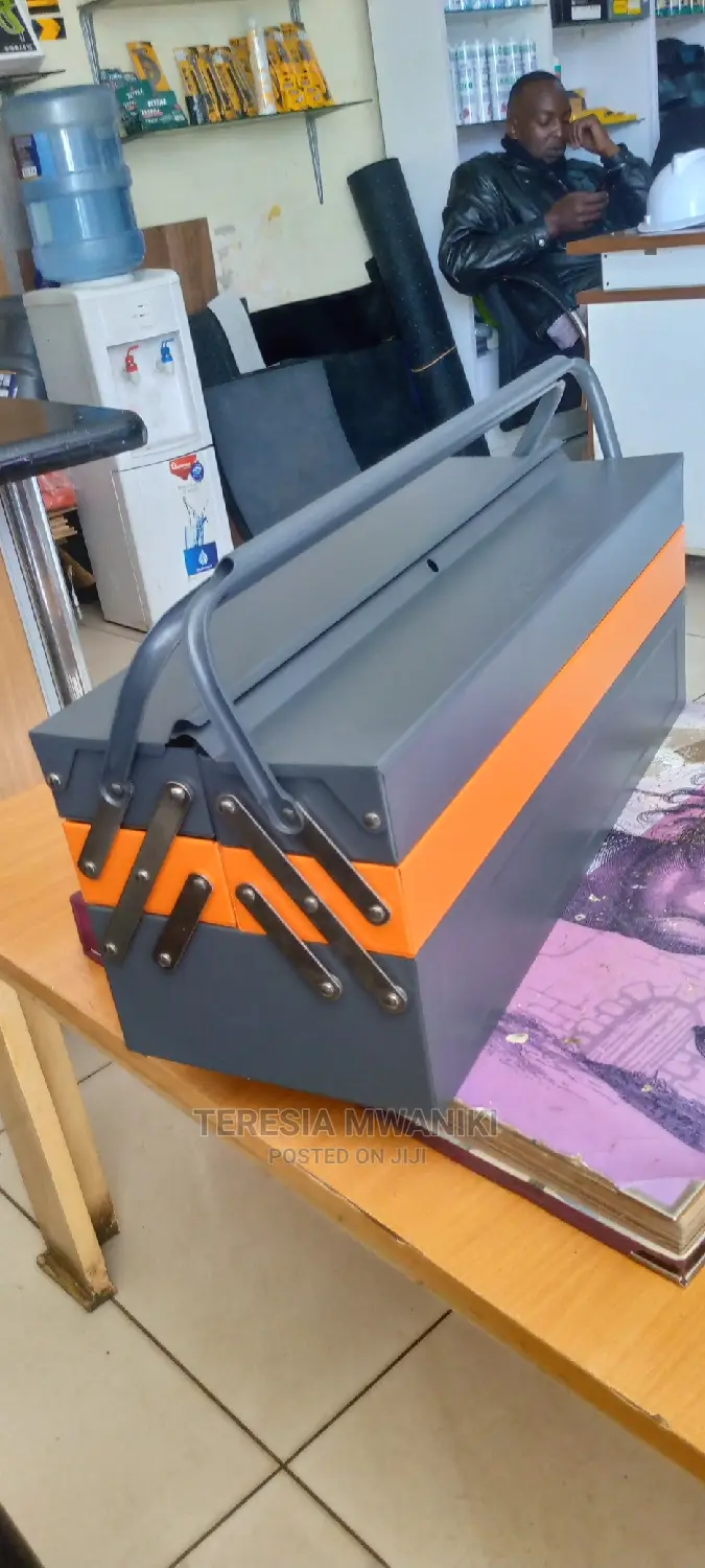 Harden Tools Box