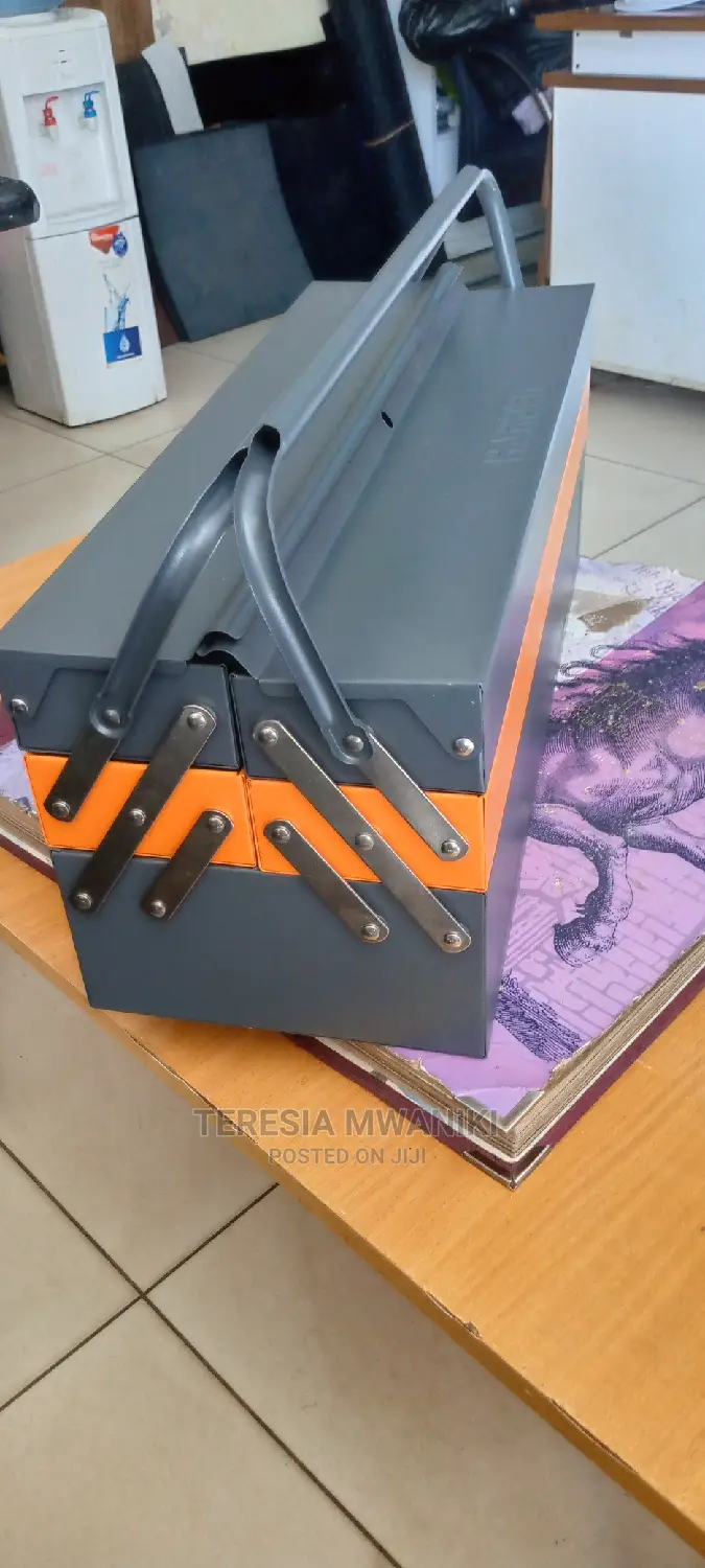 Harden Tools Box