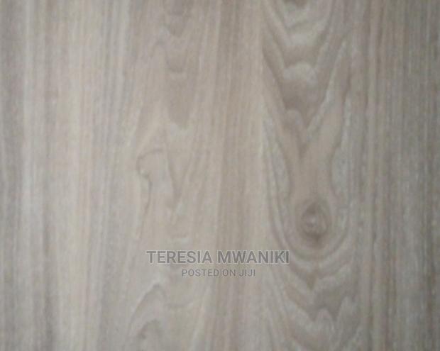 Interlocking Floor Tiles -spc Flooring - thumbnail 2