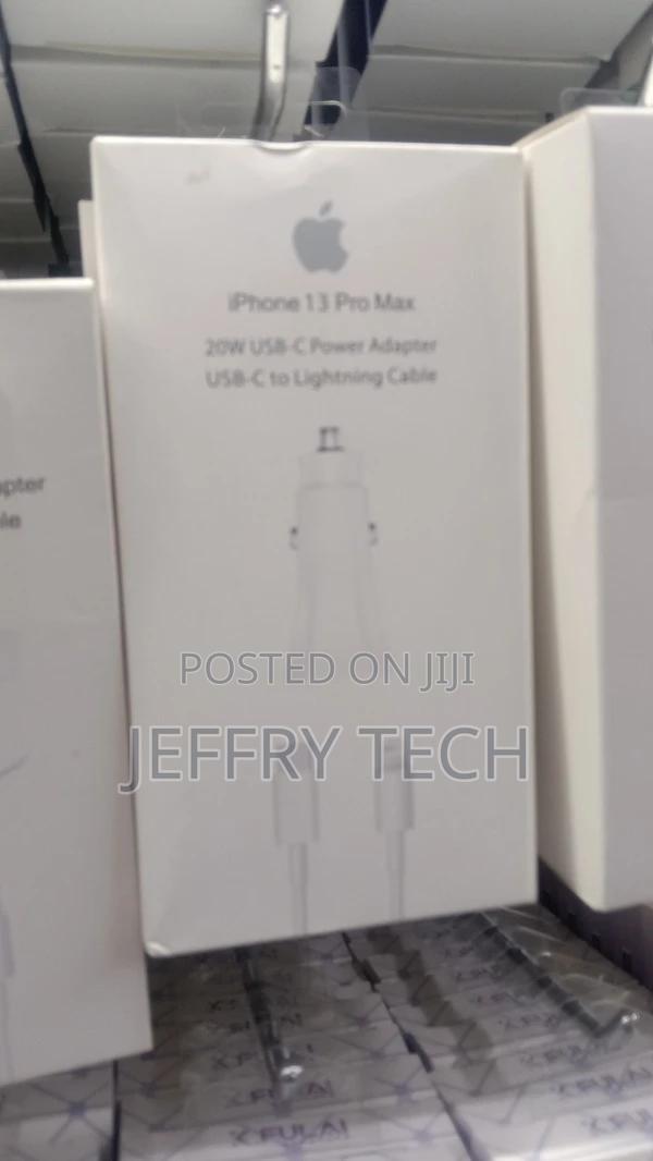 Apple 20W PD Car Charger Adapter Fast Charging for iPhone 13 - thumbnail 2