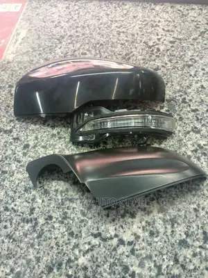 Subaru Outback/Forester 2018 Side Mirror Cover