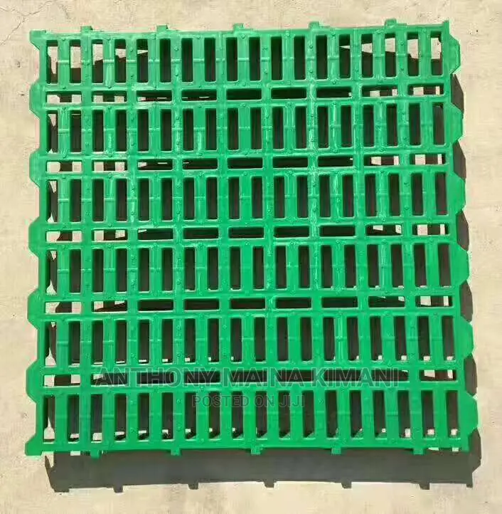 Plastic Slat Floor