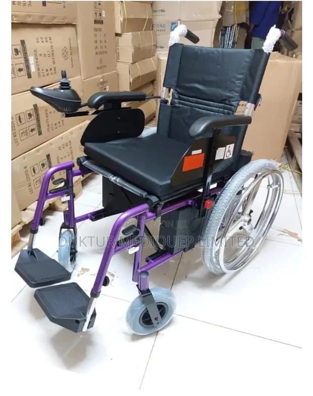 Electric Powered Wheelchair Convertible to Manual