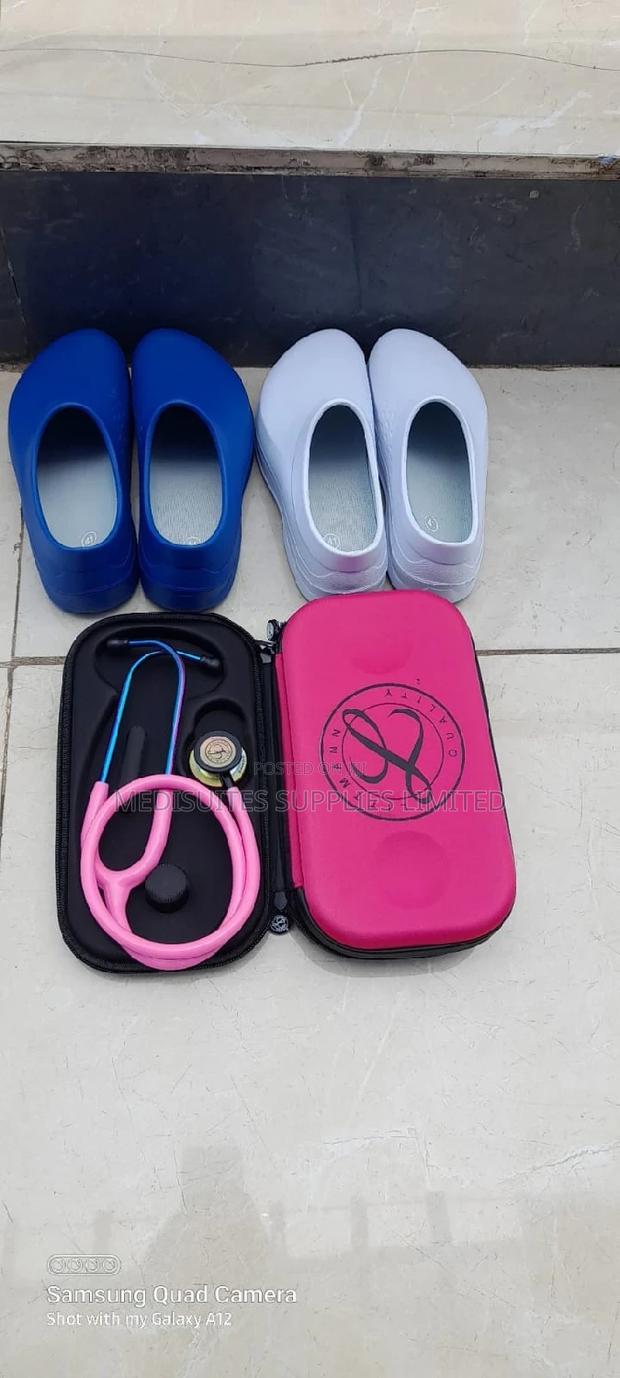 Littmann Classic III,Clogs and Stethoscope Case. - main view