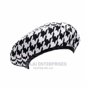 Houndstooth Beret