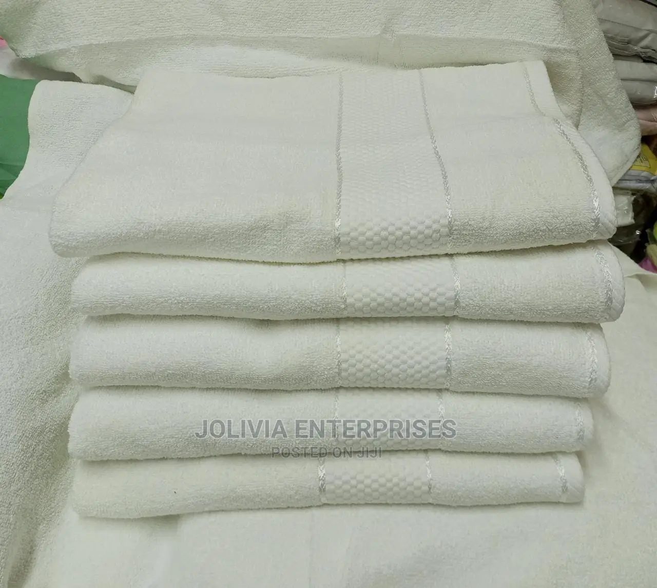Medium Towels White