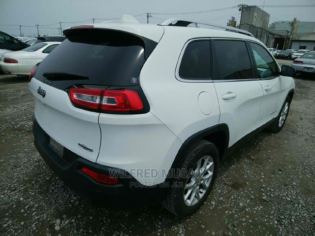 Jeep Cherokee 2015 White - thumbnail 6