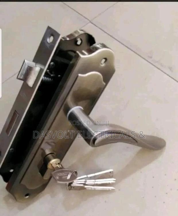 Lock Bathroom - main view