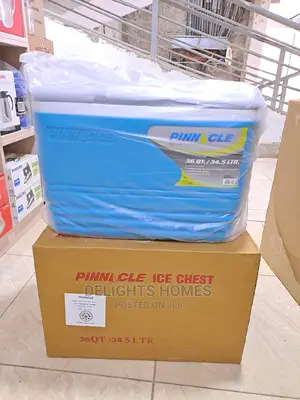 Pinnacle Cooler Box 34.5LTR