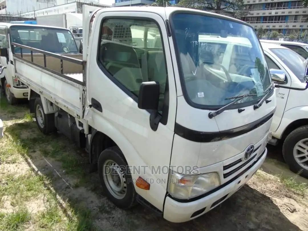Toyota Toyoace 2012 White