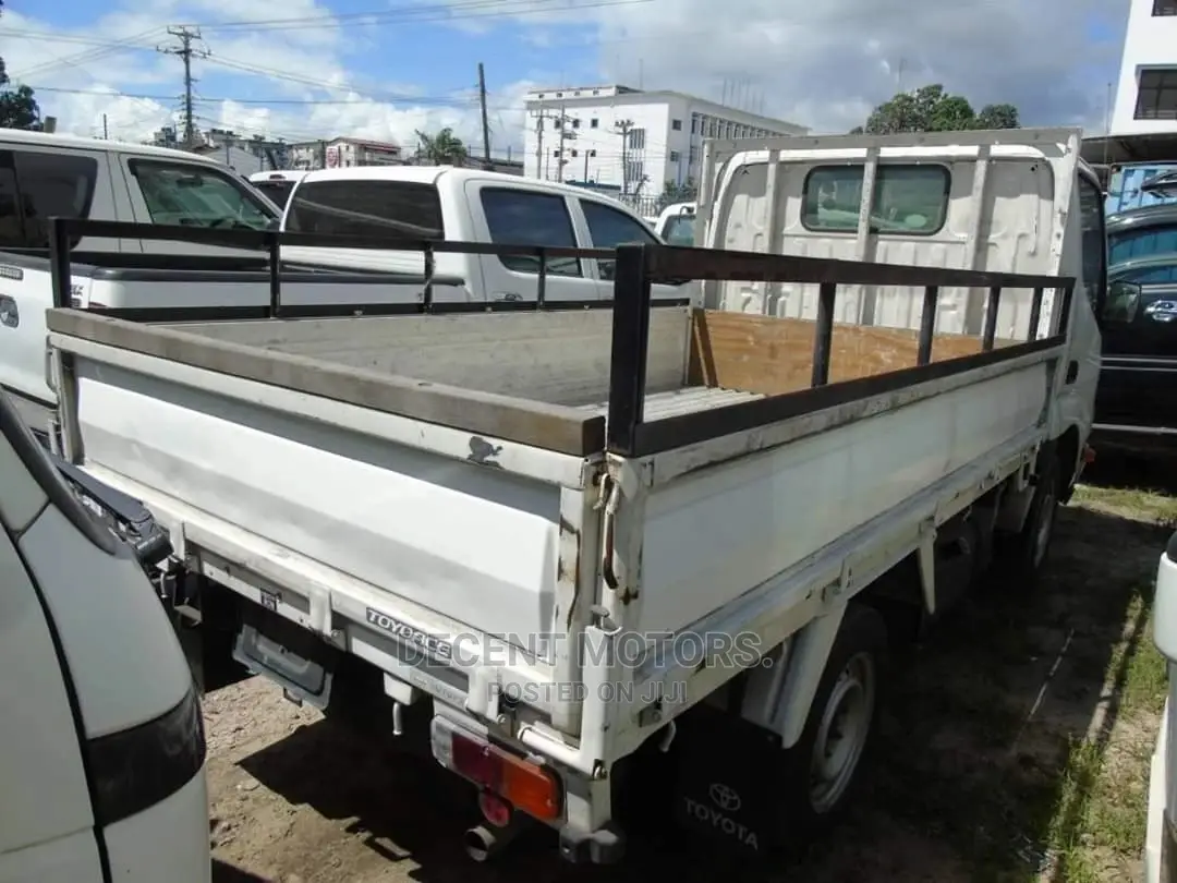 Toyota Toyoace 2012 White