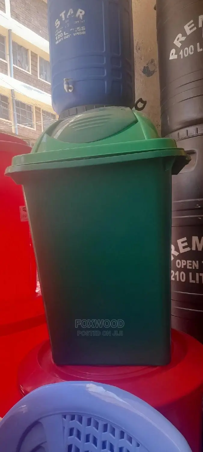 70ltrs Giovanni Dustin Swin Lid.