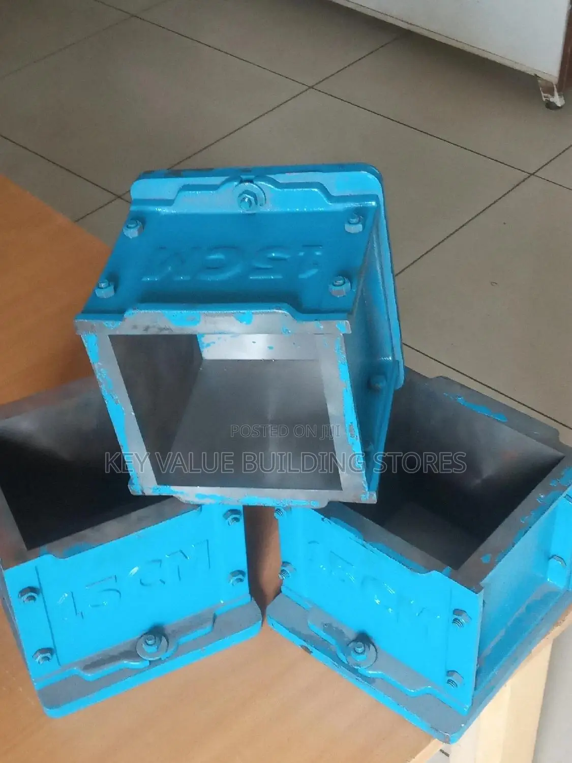 Cube Testing Moulds